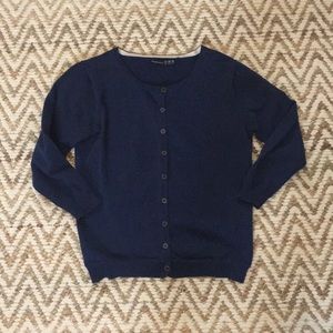 Small cropped 3/4 sleeve blue cardigan